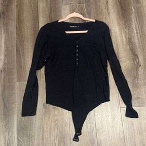 Abercrombie & Fitch Black Buttoned Long Sleeve Top